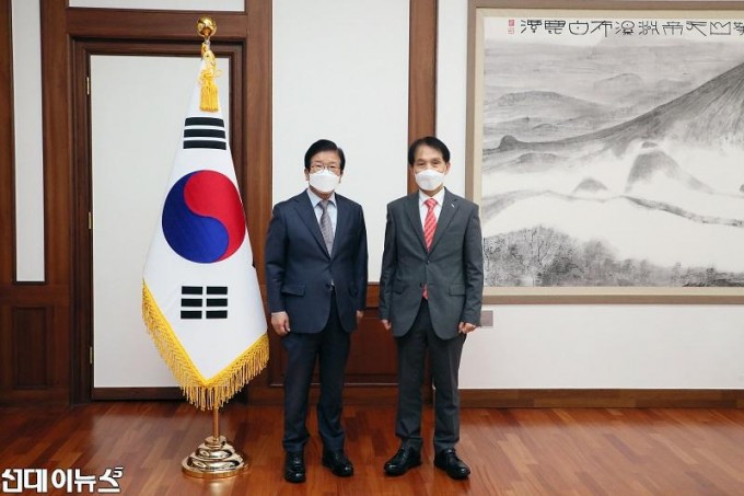박병석 국회의장, 이광형 신임 KAIST 총장 예방 받아11111.jpg