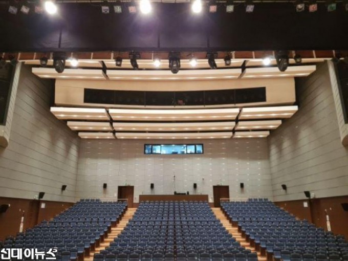 20220314[금천문화재단]금천구, 금나래아트홀 2022년 상반기 수시대관(사진1).jpg