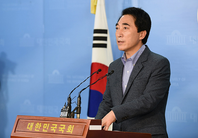 박수현,전처까지 동원 ‘미투’연결…“권력형 부정청탁 거절에 보복성 허위사실 유포”