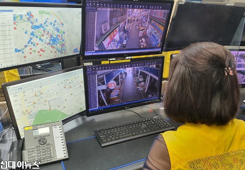 창원시, 전통시장 CCTV 야간관제로 소상공인 안전망 강화