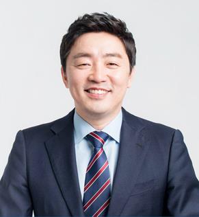 강훈식, 문재인 정부 첫 원내 대변인 마무리 소회 밝혀