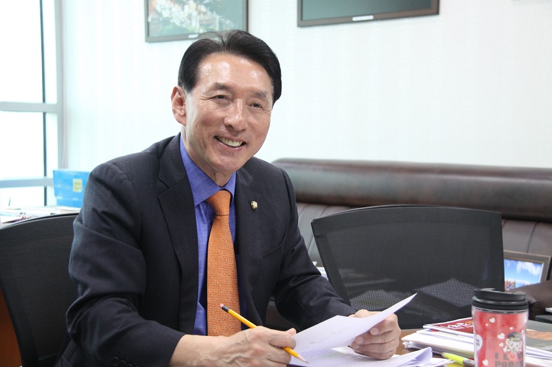 김석기 의원, 文 정부, 北군수공장에도 전기지원 논의