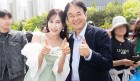 [포토뉴스] 한일가왕전 승리의 주역 ‘별사랑’ 2024고양국제꽃박람회 공연