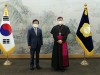 박병석 의장, 정순택 대주교 예방 받아...“국민들 마음의 치유를 위한 기도 필요”