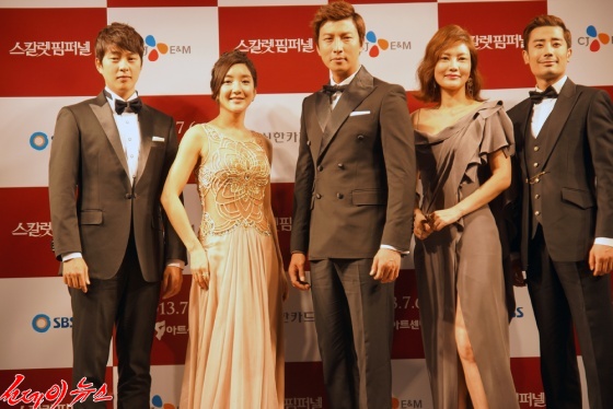 왼쪽부터 박광현, 바다(최성희), 박건형, 김선영, 한지상 