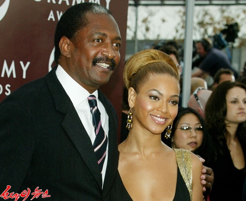 beyonce-and-mathew-knowles
